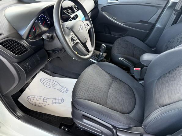 Hyundai Solaris I Рестайлинг с пробегом 2016 года, цена 949 000 рублей, 126100 км, седан, Автокод Объявления
