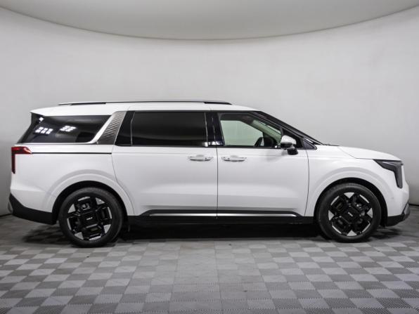Kia Carnival IV Рестайлинг с пробегом 2025 года, цена 6 580 000 рублей, 7800 км, минивэн, Автокод Объявления