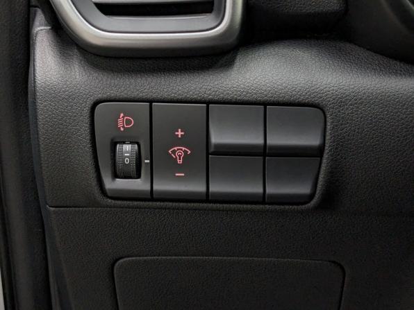 Kia Sportage IV Рестайлинг с пробегом 2021 года, цена 2 570 000 рублей, 94136 км, внедорожник, Автокод Объявления