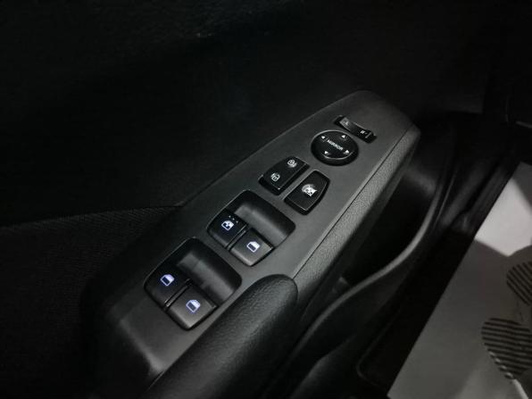 Hyundai Solaris II с пробегом 2019 года, цена 1 280 000 рублей, 144285 км, седан, Автокод Объявления