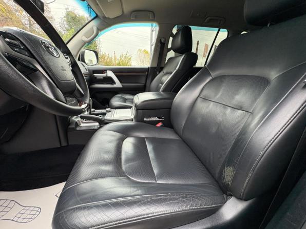 Toyota Land Cruiser 200 Series Рестайлинг 2 с пробегом 2016 года, цена 5 260 000 рублей, 243927 км, внедорожник, Автокод Объявления