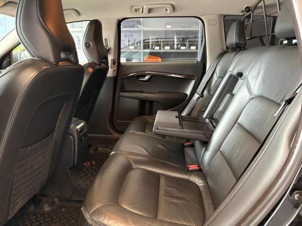Volvo XC70 II с пробегом 2011 года, цена 1 357 900 рублей, 233983 км, универсал, Автокод Объявления