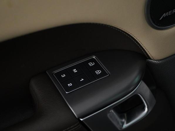 Land Rover Range Rover IV Рестайлинг с пробегом 2022 года, цена 6 250 000 рублей, 66345 км, внедорожник, Автокод Объявления