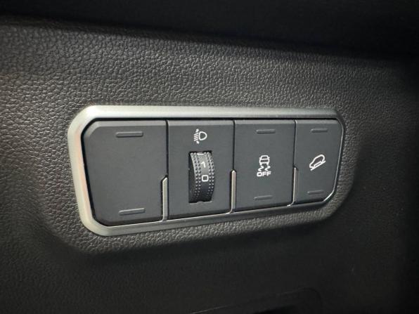 Haval M6 II с пробегом 2024 года, цена 1 820 000 рублей, 12640 км, внедорожник, Автокод Объявления