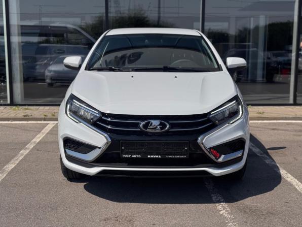 Lada (ВАЗ) Vesta I Рестайлинг (NG) с пробегом 2026 года, цена 1 575 000 рублей, 928 км, седан, Автокод Объявления