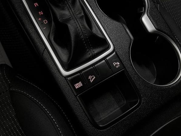 Kia Sportage IV Рестайлинг с пробегом 2019 года, цена 2 040 000 рублей, 108417 км, внедорожник, Автокод Объявления