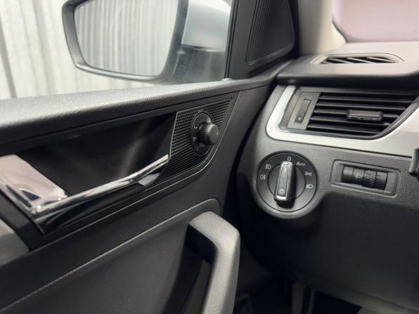 Skoda Rapid I Рестайлинг с пробегом 2019 года, цена 1 580 000 рублей, 100144 км, лифтбек, Автокод Объявления