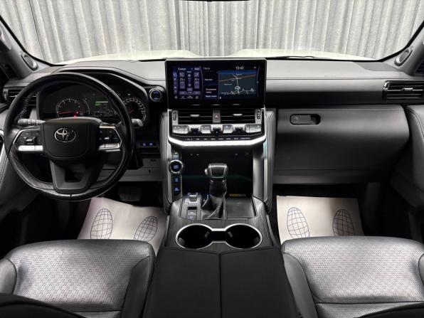 Toyota Land Cruiser 300 Series с пробегом 2021 года, цена 11 500 000 рублей, 112096 км, внедорожник, Автокод Объявления