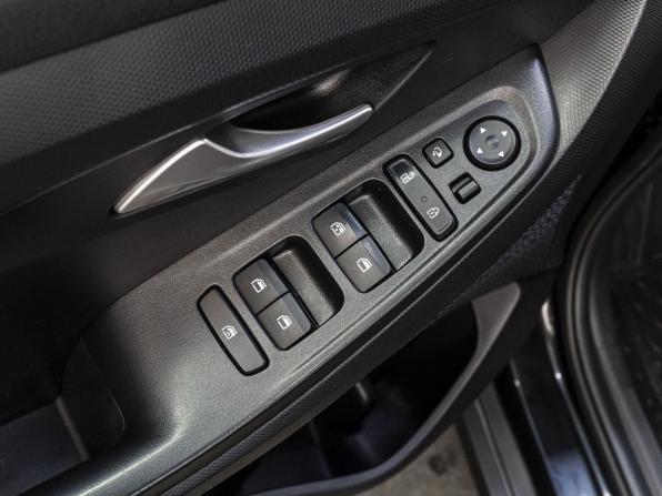 Hyundai Creta II с пробегом 2021 года, цена 2 115 000 рублей, 72855 км, внедорожник, Автокод Объявления
