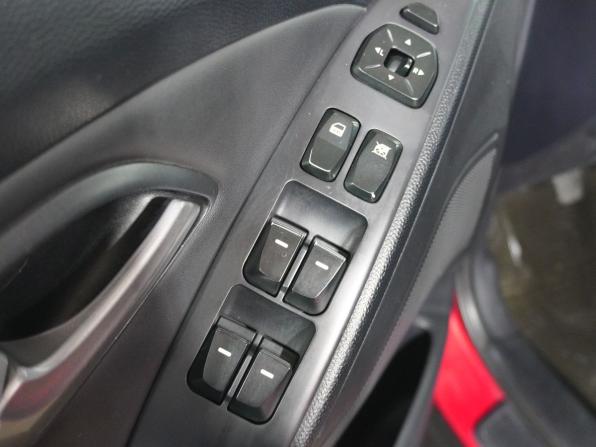 Hyundai ix35 I с пробегом 2010 года, цена 1 015 000 рублей, 257778 км, внедорожник, Автокод Объявления