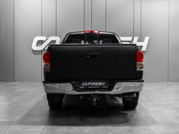 Toyota Tundra II с пробегом 2009 года, цена 2 850 000 рублей, 329131 км, offers.body_type.unknown, Автокод Объявления
