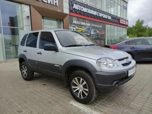 Chevrolet Niva I Рестайлинг с пробегом 2012 года, цена 529 360 рублей, 118279 км, внедорожник, Автокод Объявления
