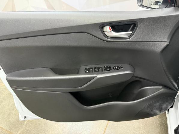 Hyundai Solaris II Рестайлинг с пробегом 2021 года, цена 1 470 000 рублей, 43671 км, седан, Автокод Объявления