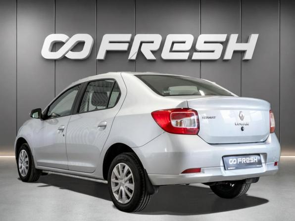 Renault Logan II с пробегом 2015 года, цена 734 000 рублей, 178048 км, седан, Автокод Объявления