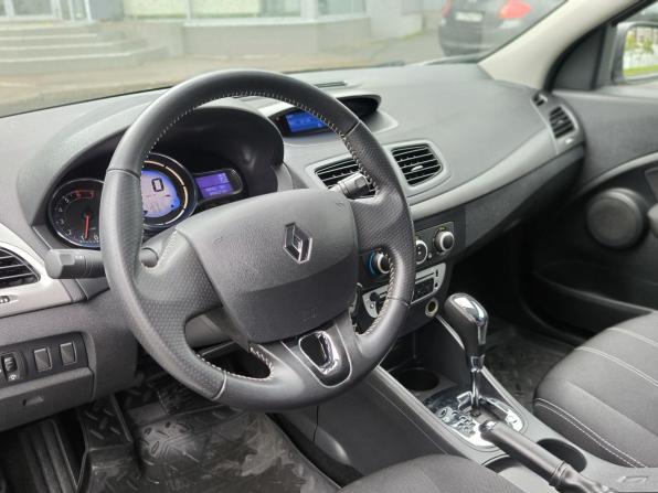 Renault Megane III Рестайлинг с пробегом 2013 года, цена 773 000 рублей, 78762 км, хэтчбек, Автокод Объявления