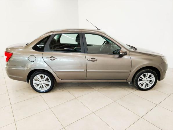 Lada (ВАЗ) Granta I Рестайлинг с пробегом 2018 года, цена 587 000 рублей, 74091 км, седан, Автокод Объявления
