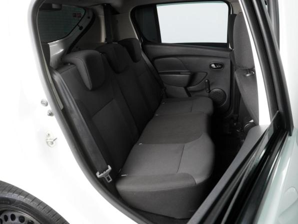 Renault Sandero II Рестайлинг с пробегом 2020 года, цена 670 000 рублей, 220109 км, хэтчбек, Автокод Объявления
