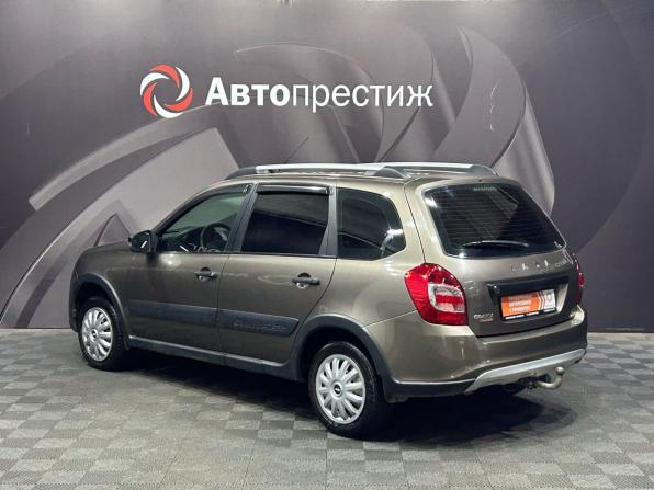 Lada (ВАЗ) Granta I Рестайлинг с пробегом 2024 года, цена 770 000 рублей, 111933 км, универсал, Автокод Объявления