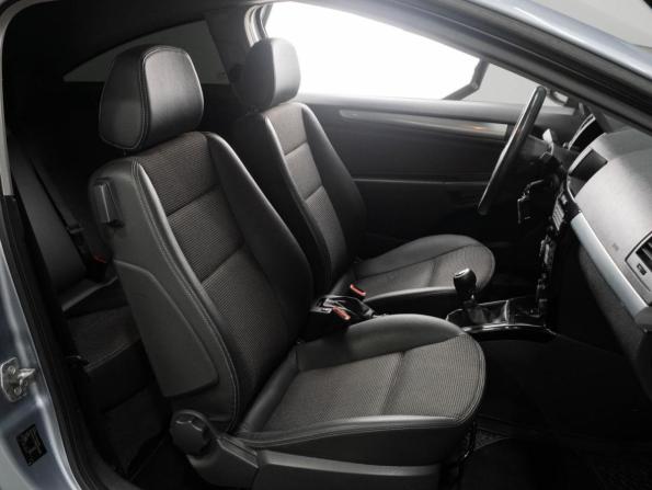 Opel Astra H Рестайлинг с пробегом 2007 года, цена 700 000 рублей, 127093 км, хэтчбек, Автокод Объявления