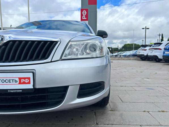 Skoda Octavia II (A5) Рестайлинг с пробегом 2011 года, цена 575 000 рублей, 250566 км, лифтбек, Автокод Объявления