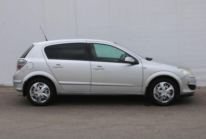 Opel Astra H Рестайлинг с пробегом 2008 года, цена 390 000 рублей, 140129 км, универсал, Автокод Объявления