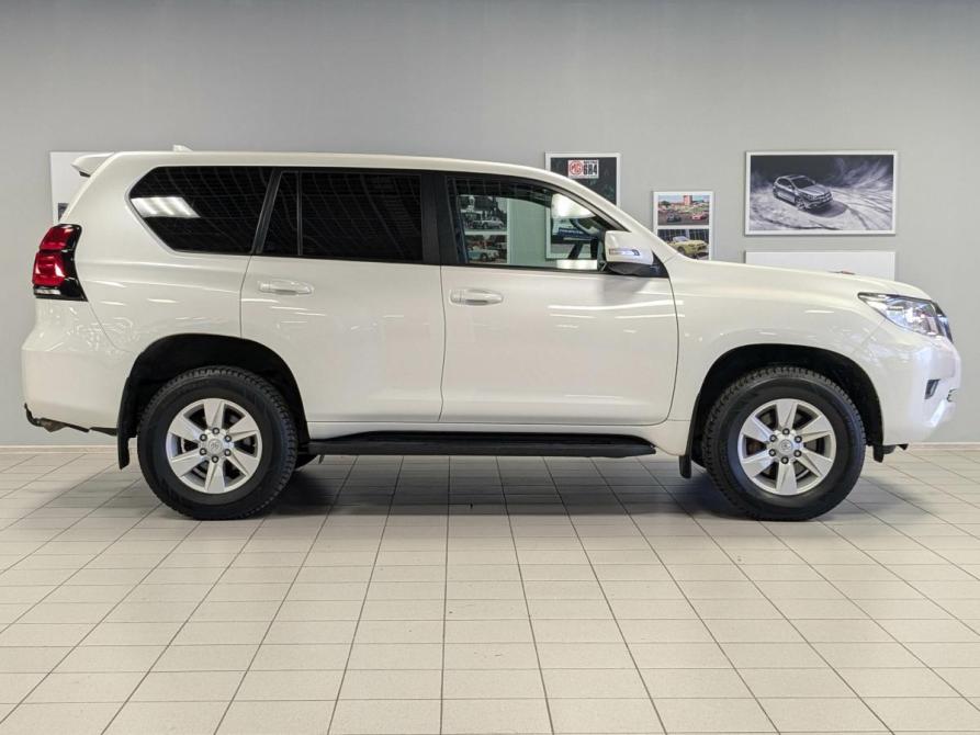 Toyota Land Cruiser Prado 150 Series Рестайлинг 2 Екатеринбург  - изображение 9