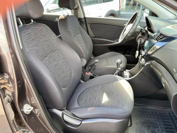 Hyundai Solaris I Рестайлинг с пробегом 2015 года, цена 979 000 рублей, 103523 км, хэтчбек, Автокод Объявления