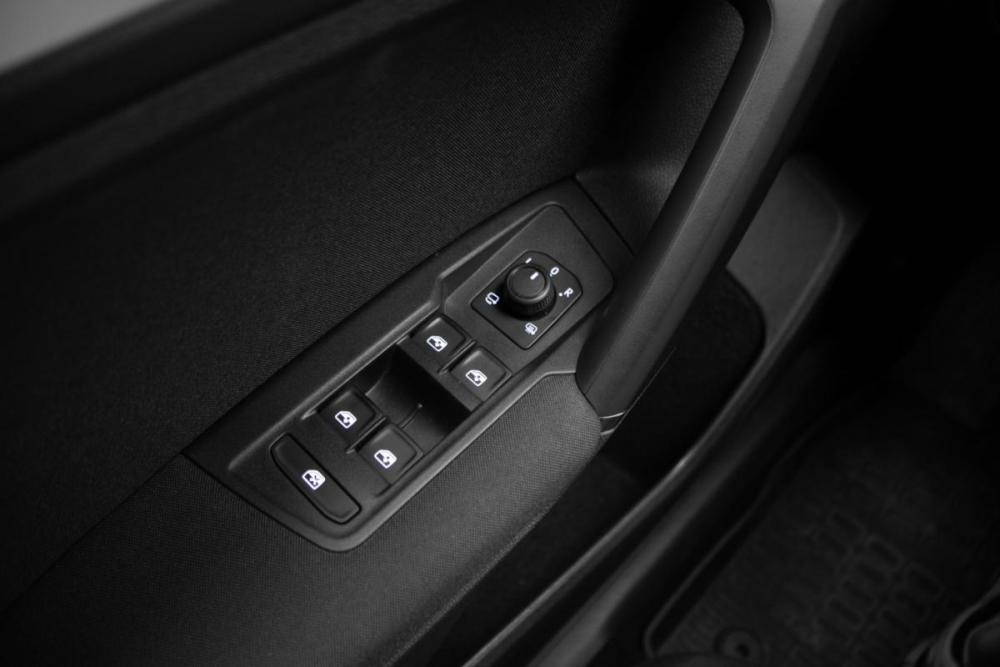 Volkswagen Tiguan II Рестайлинг Москва  - изображение 17