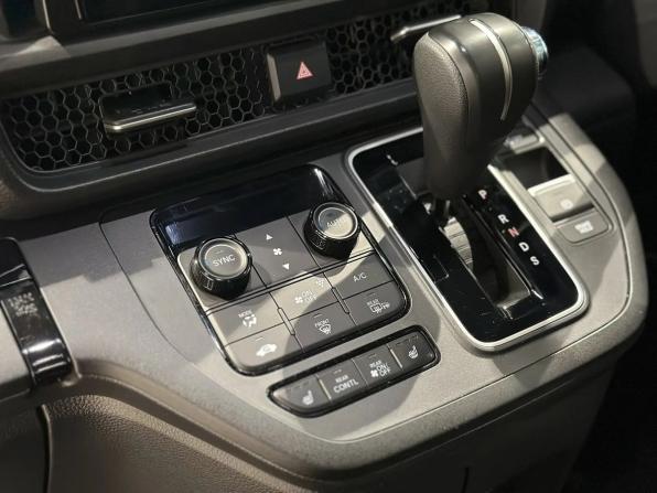 Honda Stepwgn VI с пробегом 2024 года, цена 3 150 000 рублей, 24000 км, минивэн, Автокод Объявления
