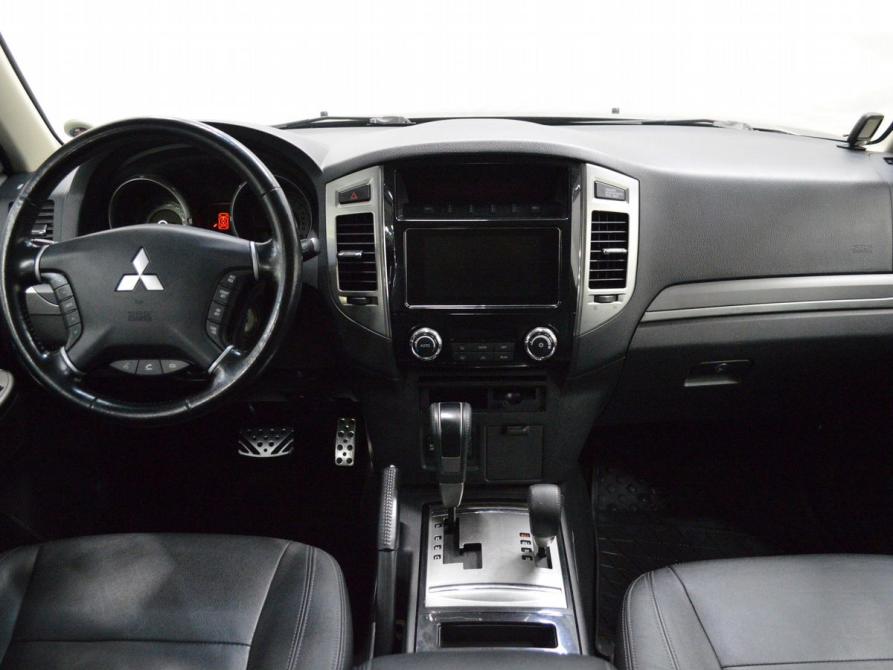 Mitsubishi Pajero IV Рестайлинг 2 Санкт-Петербург  - изображение 14