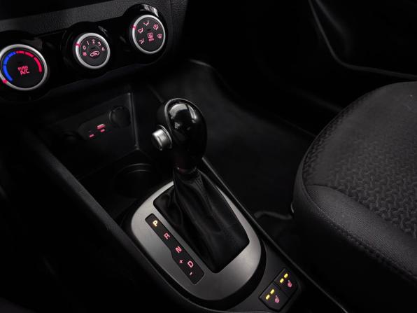 Kia Rio III Рестайлинг с пробегом 2016 года, цена 1 221 000 рублей, 79351 км, хэтчбек, Автокод Объявления