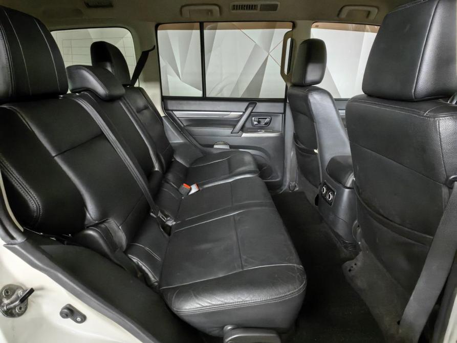 Mitsubishi Pajero IV Рестайлинг 1 Москва  - изображение 16