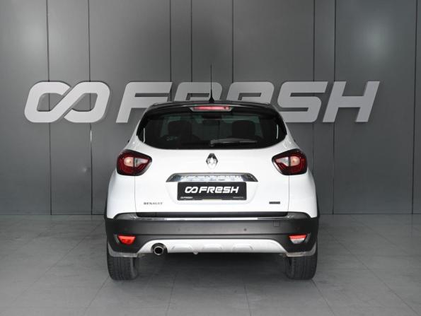 Renault Kaptur I с пробегом 2017 года, цена 1 759 000 рублей, 74677 км, внедорожник, Автокод Объявления
