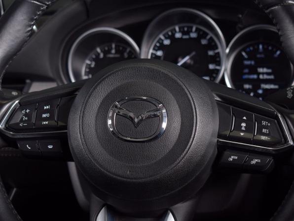 Mazda 6 III (GJ) Рестайлинг 2 с пробегом 2019 года, цена 2 075 995 рублей, 73422 км, универсал, Автокод Объявления