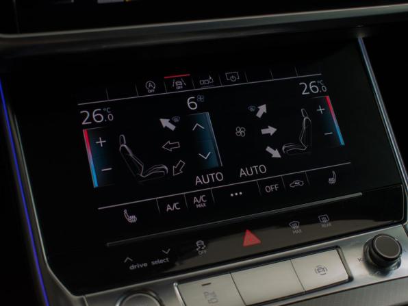 Audi A6 V (C8) с пробегом 2018 года, цена 4 400 000 рублей, 100600 км, седан, Автокод Объявления
