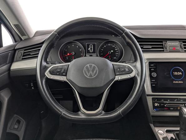 Volkswagen Passat B8 Рестайлинг с пробегом 2020 года, цена 2 390 000 рублей, 59401 км, седан, Автокод Объявления