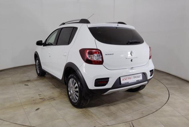 Renault Sandero II Рестайлинг с пробегом 2019 года, цена 1 200 000 рублей, 94459 км, хэтчбек, Автокод Объявления