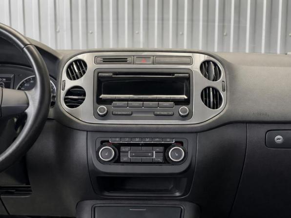 Volkswagen Tiguan I Рестайлинг с пробегом 2011 года, цена 1 287 000 рублей, 70975 км, внедорожник, Автокод Объявления