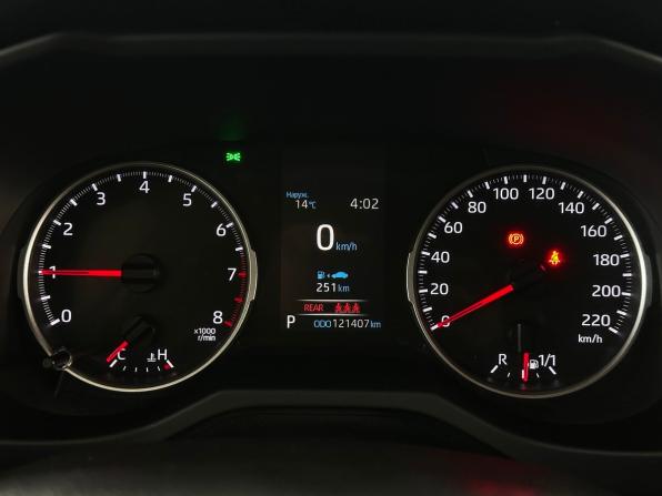 Toyota RAV4 V (XA50) с пробегом 2021 года, цена 3 399 000 рублей, 121398 км, внедорожник, Автокод Объявления