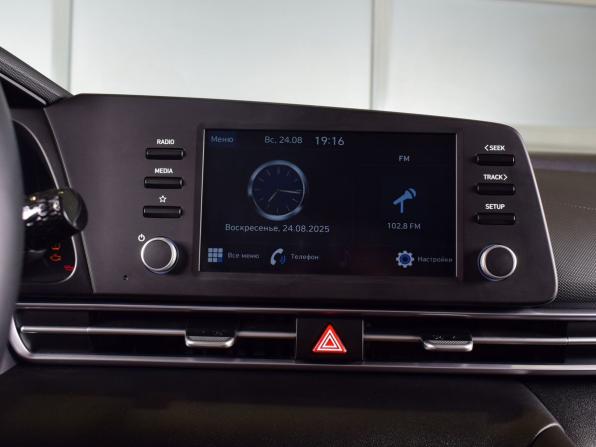 Hyundai Elantra VII (CN7) с пробегом 2021 года, цена 2 250 995 рублей, 13195 км, седан, Автокод Объявления