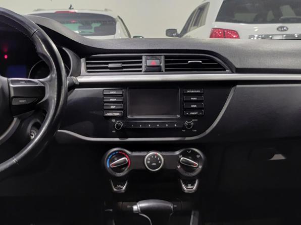 Kia Rio IV с пробегом 2018 года, цена 1 245 000 рублей, 97928 км, седан, Автокод Объявления