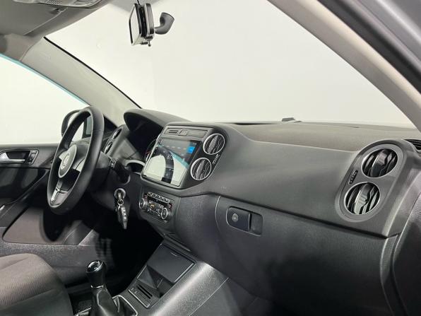 Volkswagen Tiguan I Рестайлинг с пробегом 2011 года, цена 1 000 000 рублей, 158755 км, внедорожник, Автокод Объявления