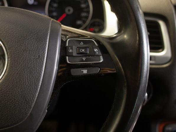 Volkswagen Touareg II с пробегом 2012 года, цена 2 295 000 рублей, 186562 км, внедорожник, Автокод Объявления