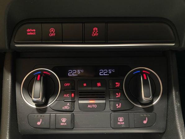 Audi Q3 I (8U) Рестайлинг с пробегом 2016 года, цена 1 947 000 рублей, 188547 км, внедорожник, Автокод Объявления