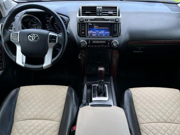 Toyota Land Cruiser Prado 150 Series Рестайлинг 1 с пробегом 2015 года, цена 3 250 000 рублей, 155000 км, внедорожник, Автокод Объявления