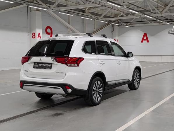 Mitsubishi Outlander III Рестайлинг 3 с пробегом 2019 года, цена 2 150 000 рублей, 92301 км, внедорожник, Автокод Объявления