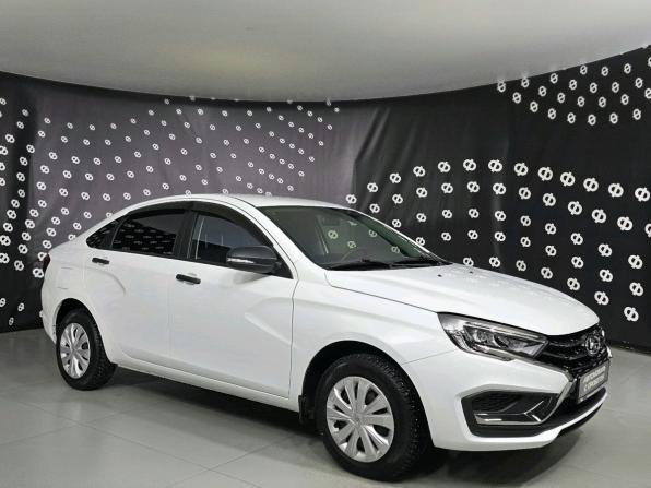 Lada (ВАЗ) Vesta I Рестайлинг (NG) с пробегом 2024 года, цена 1 060 000 рублей, 13776 км, седан, Автокод Объявления
