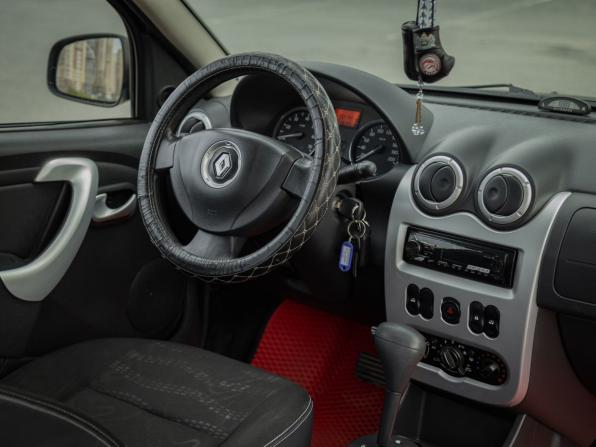 Renault Sandero I с пробегом 2012 года, цена 595 000 рублей, 205000 км, хэтчбек, Автокод Объявления