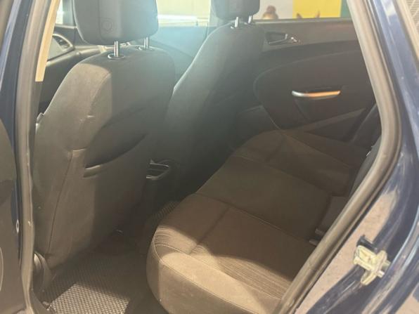 Opel Astra J с пробегом 2011 года, цена 549 000 рублей, 148300 км, хэтчбек, Автокод Объявления