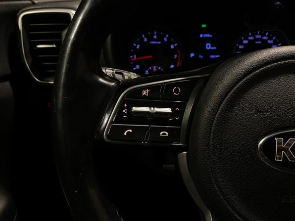 Kia Sportage IV Рестайлинг с пробегом 2018 года, цена 2 099 000 рублей, 133181 км, внедорожник, Автокод Объявления